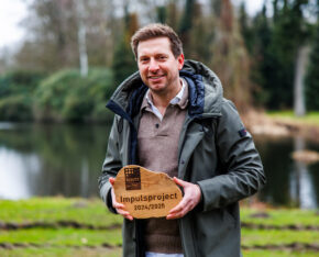 maarten met plaquette